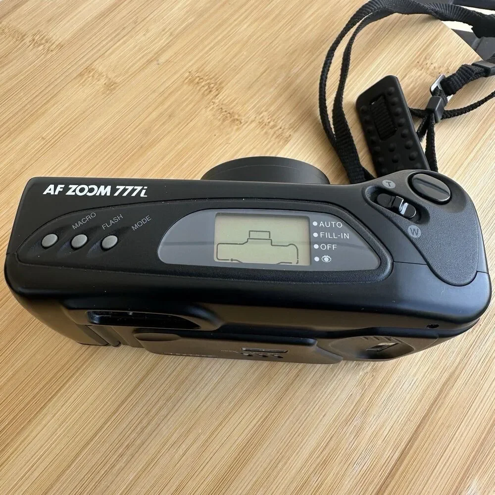 Samsung AF Zoom 777i 35mm Film Point And Shoot Camera Black Untested